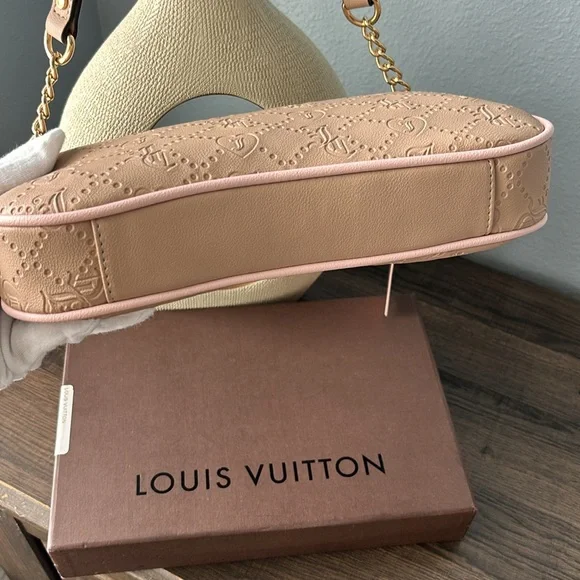 NWT! JUICY COUTURE Retro Vibe Shoulder Bag - Picture 4 of 6